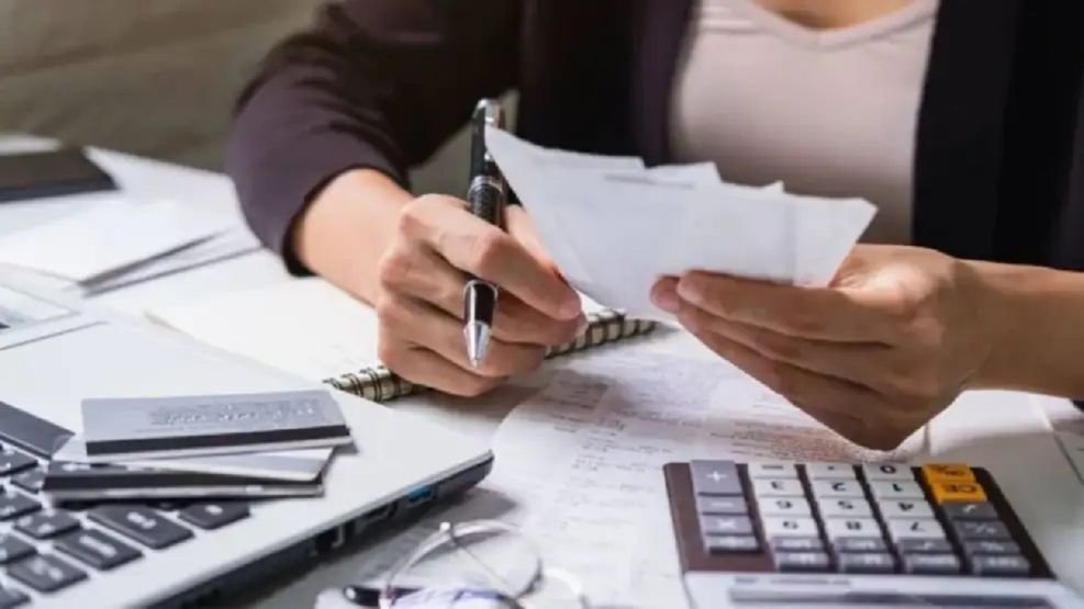 SUBEN LOS CASOS: ADVIERTEN SOBRE EL ENDEUDAMIENTO FAMILIAR